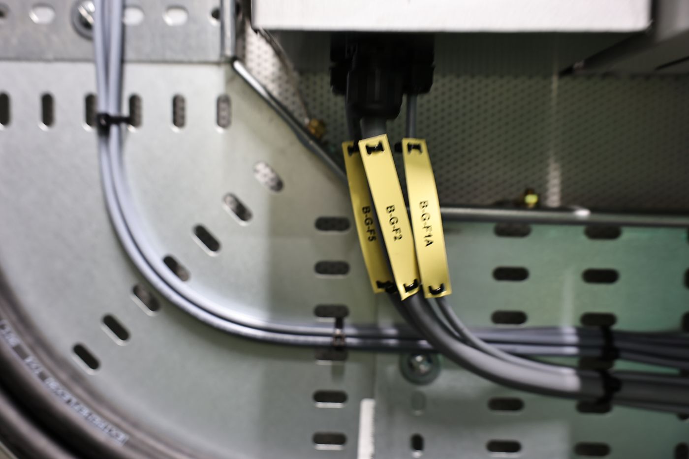 Labelled power and control cabling